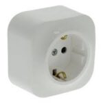 Tomada tipo schuko 2P+T atlântico 16A com obturador